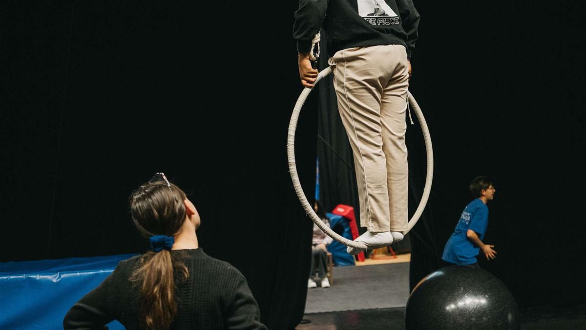 Stage initiation cirque 11-16 ans