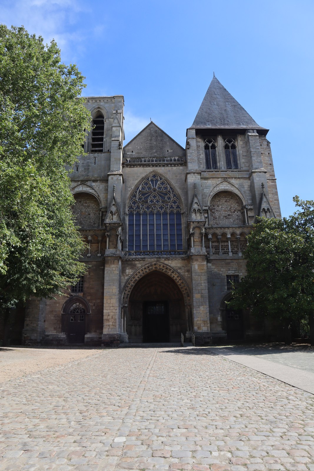 Église Notre-Dame de la Couture