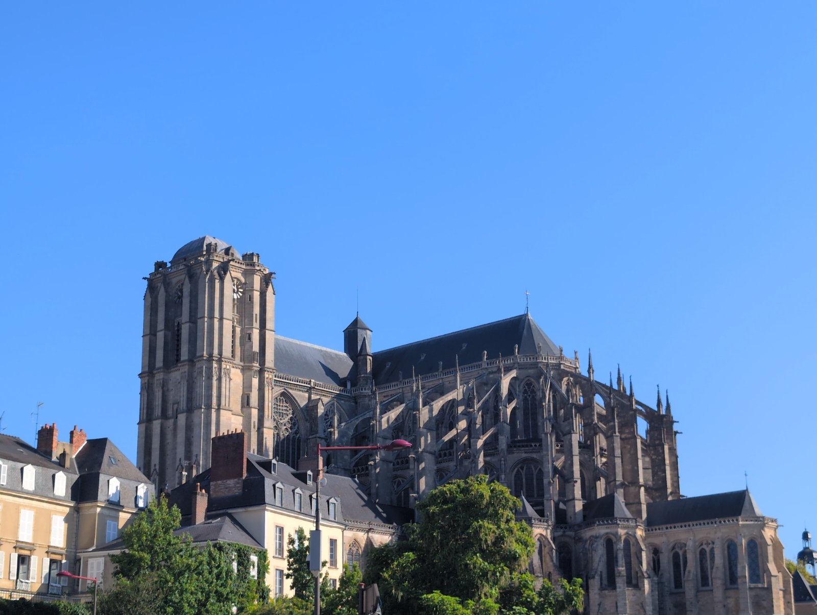 Photo de Cathédrale Saint-Julien (1 sur 2)