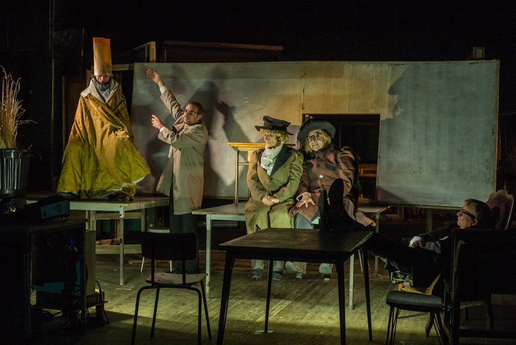 Item, par le Théâtre du Radeau